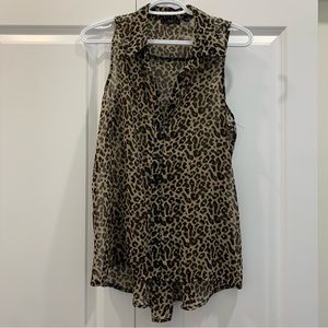 Dex leopard print top